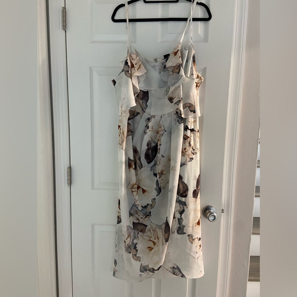 Women’s dress